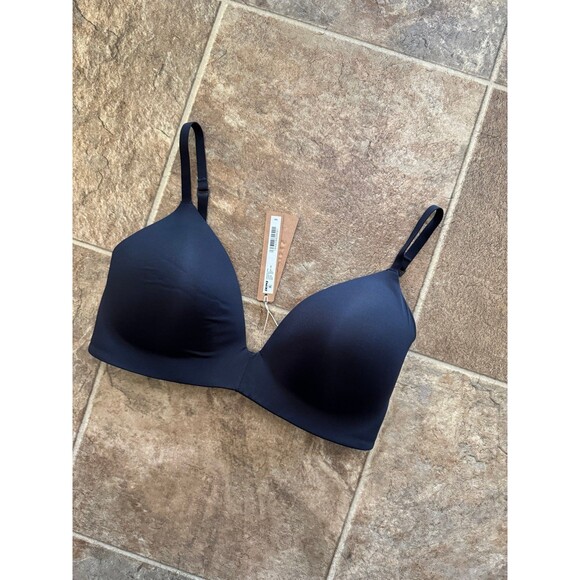 Skims Wireless Form T-shirt Bra Onyx Size 34D - Picture 5 of 10